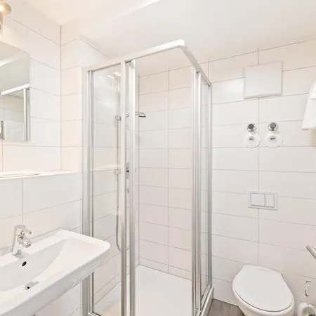 Meri Boarding Europaplatz شتوتغارت